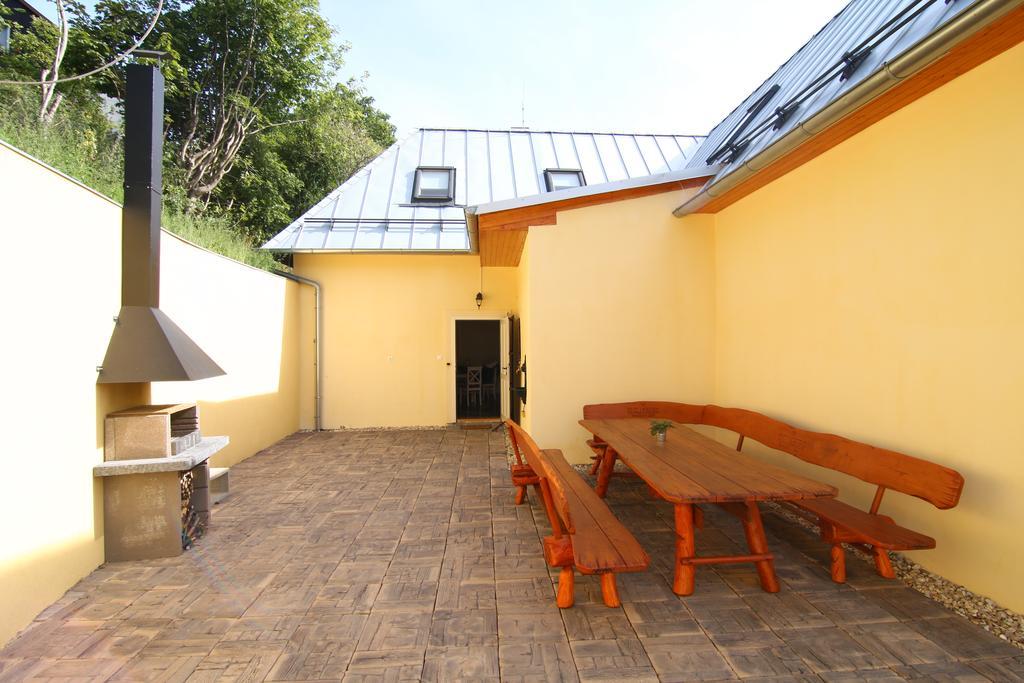 Villa Siglisberg Banská Štiavnica Esterno foto